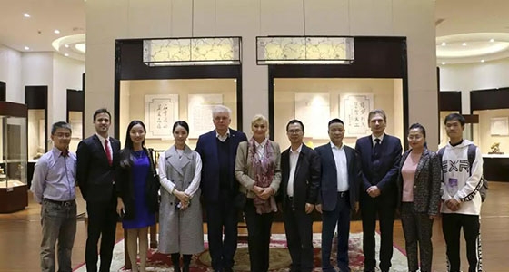 Ante Group Ni Dongfang Art Museum contributes to the Overseas Chinese Expo