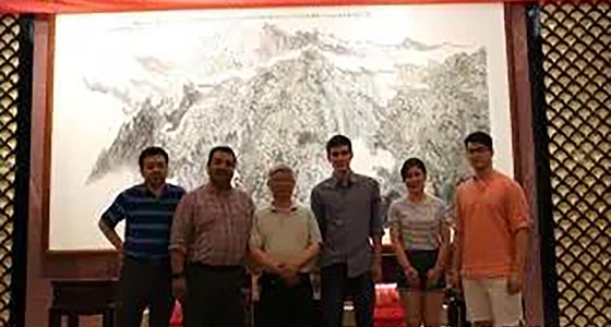 Ante Group 20-year customers visit Ante Group Ni Dongfang Art Museum