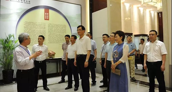 Xiong Jianping, member of the Standing Committee of the Zhejiang Provincial Party Committee and Minister of the United Front Work Department, and his entourage visited Ante Group Ni Dongfang Art Museu