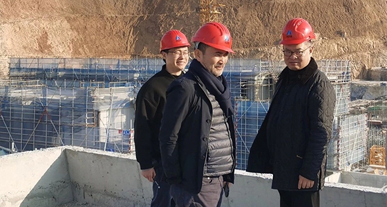 岡本博蒞臨東堡山博物館群考察——東西交融，共鑒文化新篇